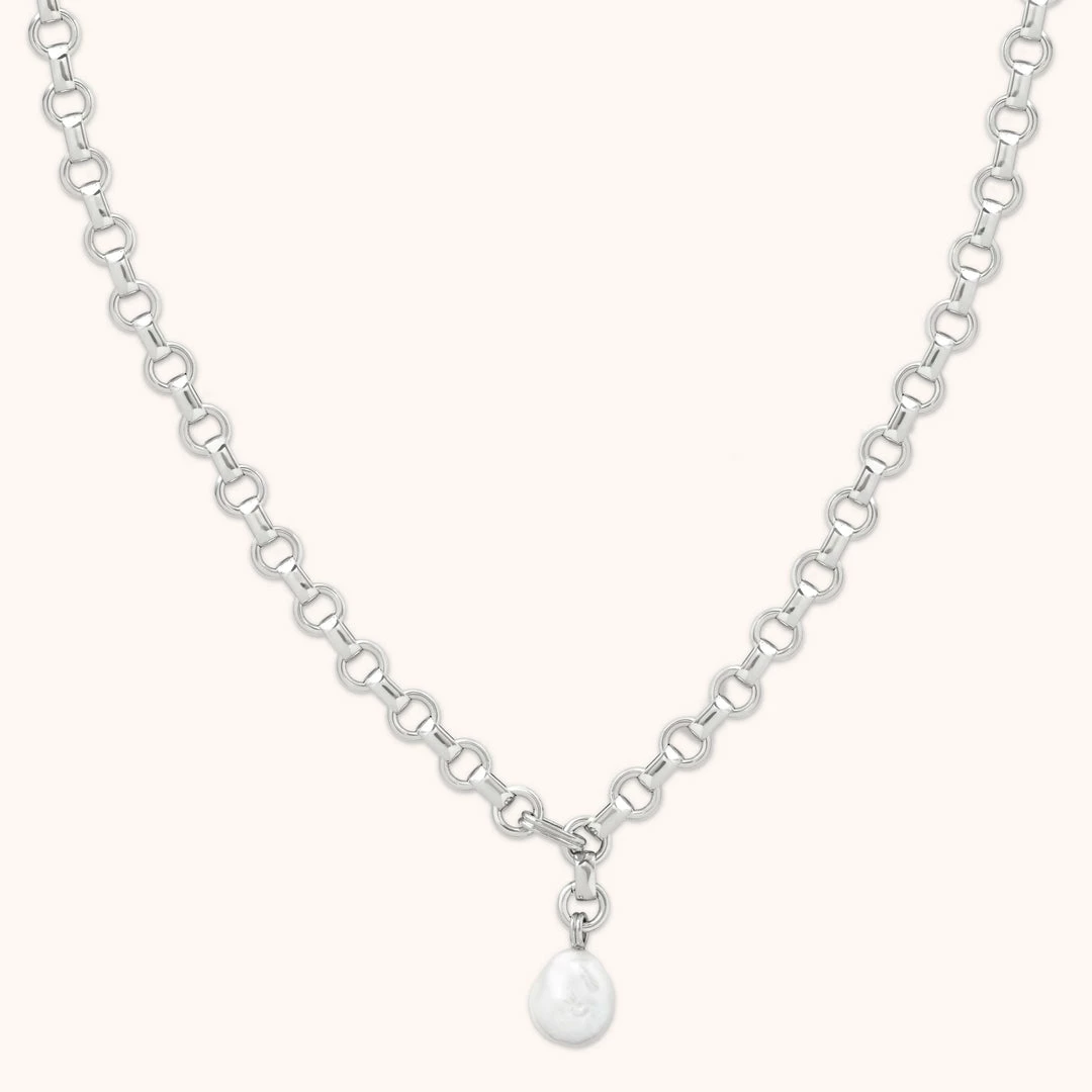 Astrid & Miyu Serenity Pearl Link Chain Necklace In Silver 3 Astrid & Miyu Serenity Pearl Link Chain Necklace In Silver