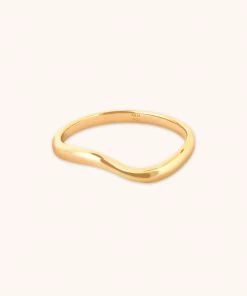 Astrid & Miyu Wave Ring In Gold New In