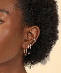 Astrid & Miyu Chain Link Huggies In Gold 9 Astrid & Miyu Chain Link Huggies In Gold