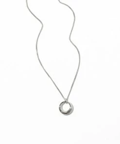 Astrid & Miyu Bold Halo Pendant Necklace In Silver