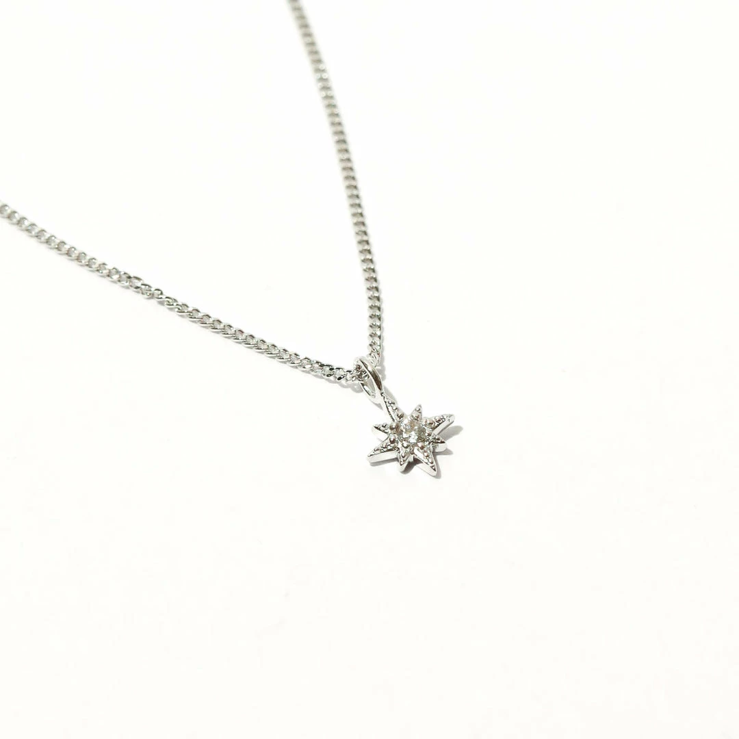 Astrid & Miyu Twilight Star Pendant Necklace In Silver New In 5 Astrid & Miyu Twilight Star Pendant Necklace In Silver New In