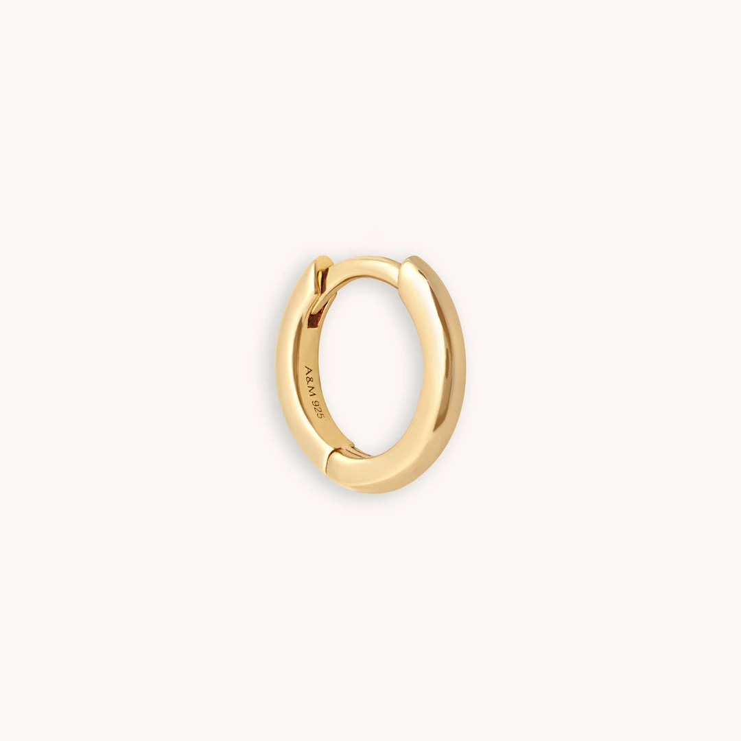 Astrid & Miyu Essential 8mm Hoop In Gold 3 Astrid & Miyu Essential 8mm Hoop In Gold