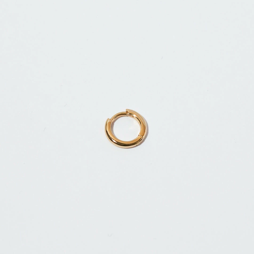 Astrid & Miyu Essential 8mm Hoop In Gold 5 Astrid & Miyu Essential 8mm Hoop In Gold