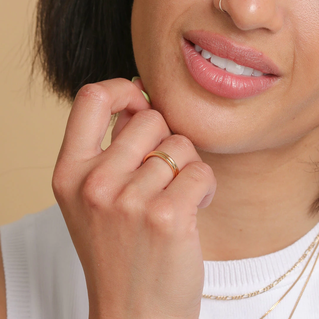 Astrid & Miyu Elevate Ridge Band Ring In Gold 4 Astrid & Miyu Elevate Ridge Band Ring In Gold
