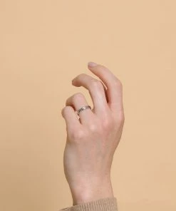 Astrid & Miyu New In Elevate Ridge Band Ring In Silver