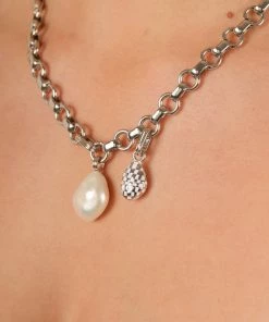 Astrid & Miyu New In Checkerboard Pendant Charm In Silver