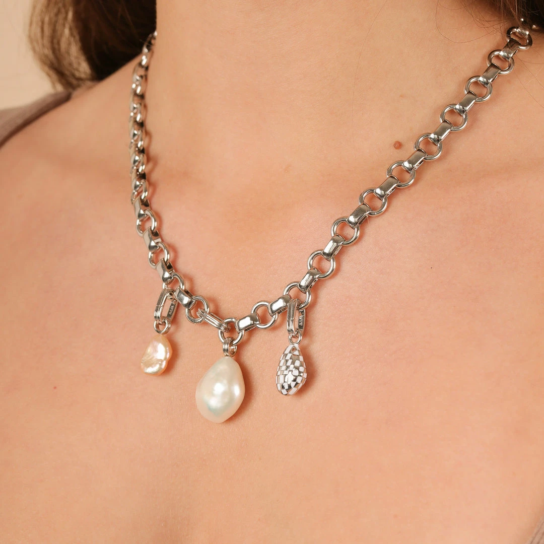 Astrid & Miyu Serenity Pearl Link Chain Necklace In Silver 8 Astrid & Miyu Serenity Pearl Link Chain Necklace In Silver