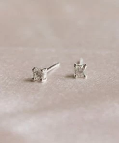 Astridandmiyu Crystal Stud Earrings In Silver 8 Astridandmiyu Crystal Stud Earrings In Silver