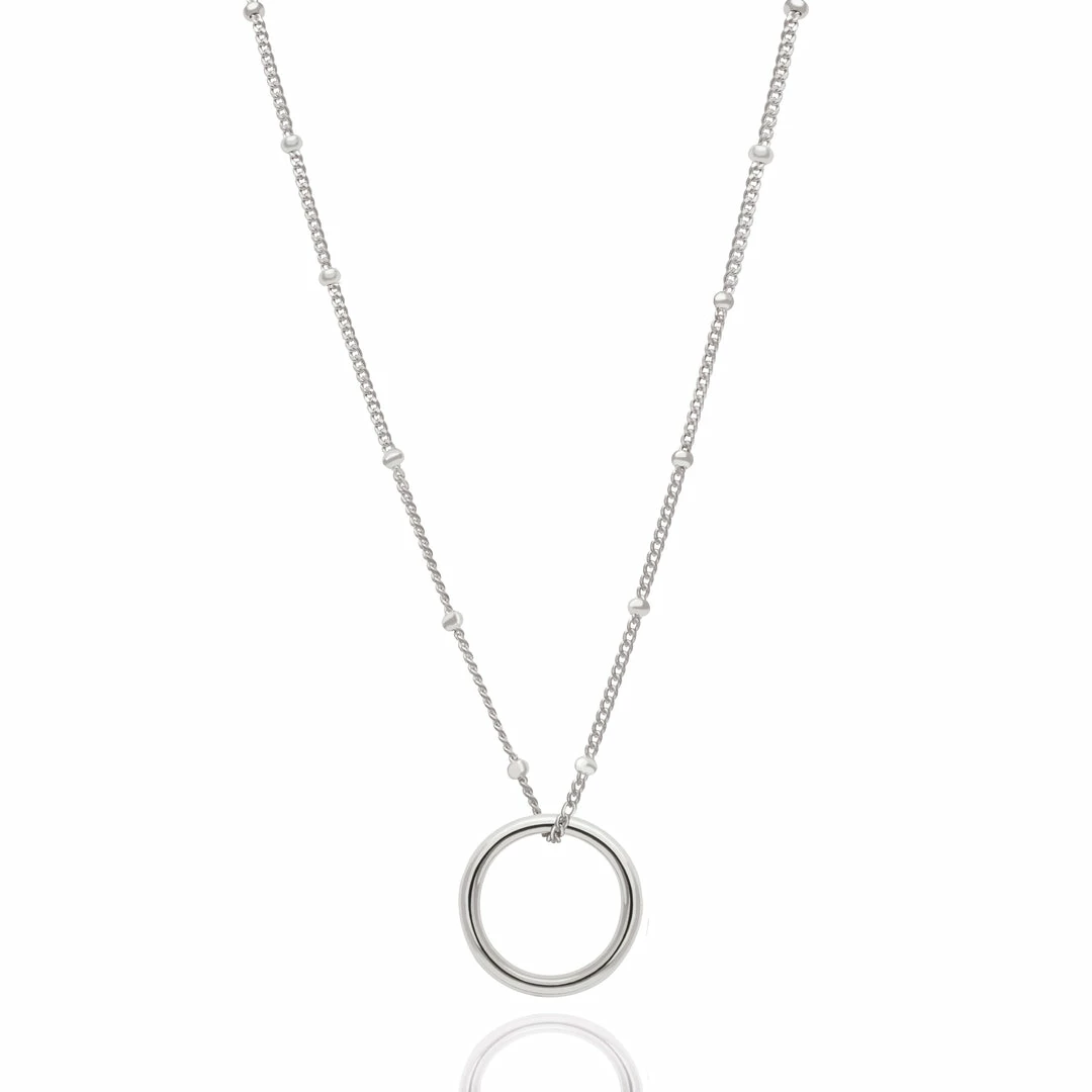 Astridandmiyu Basic Halo Pendant Necklace In Silver Sale 3 Astridandmiyu Basic Halo Pendant Necklace In Silver Sale