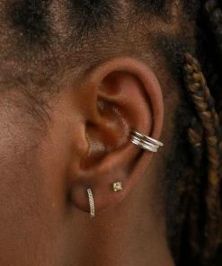 Astrid & Miyu August Birthstone Huggies In Silver With Peridot CZ