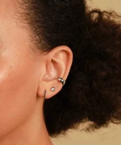 Astrid & Miyu Molten Ear Cuff In Silver Earrings