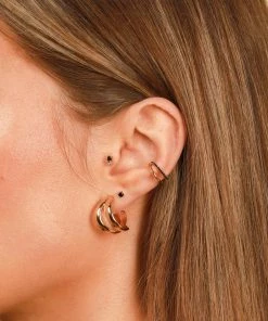 Astrid & Miyu Illusion Black Crystal Ear Cuff In Gold Sale