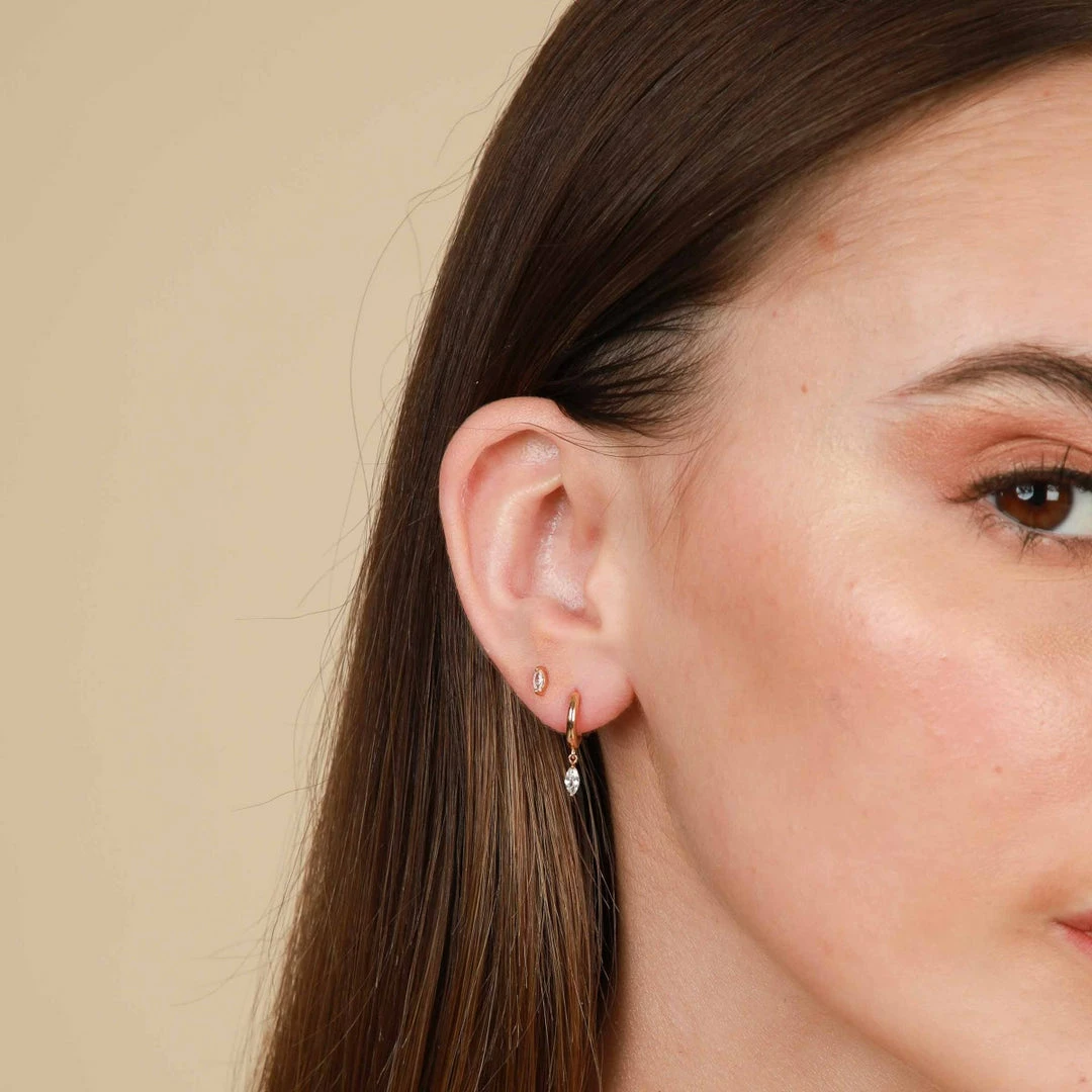 Astrid & Miyu Dainty Sparkle Stacking Set In Gold Earrings 5 Astrid & Miyu Dainty Sparkle Stacking Set In Gold Earrings