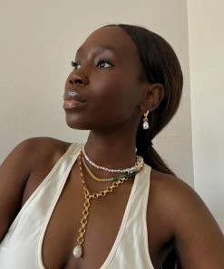 Astrid & Miyu Serenity Pearl Link Chain Necklace In Gold