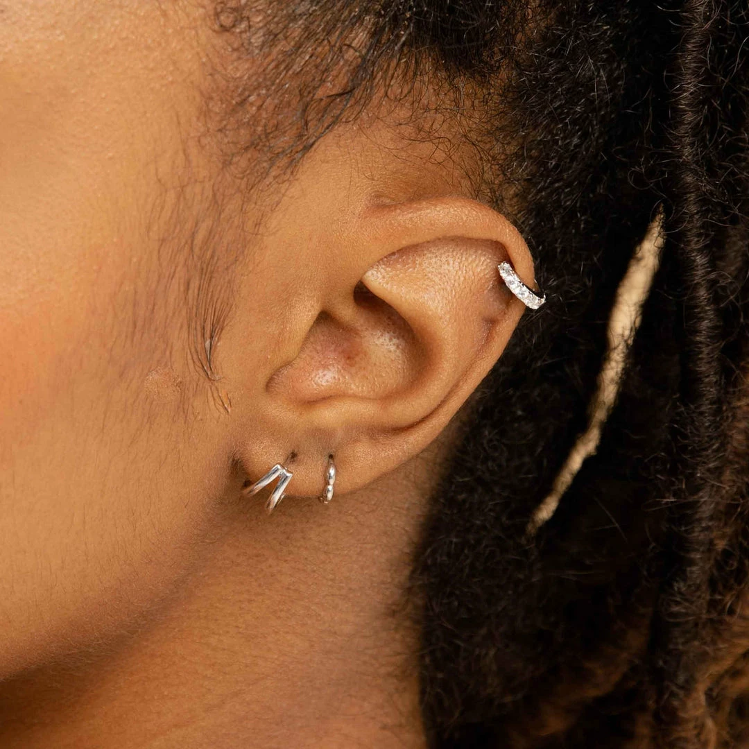 Astrid & Miyu Bubble Hoop 6.5mm In Silver 5 Astrid & Miyu Bubble Hoop 6.5mm In Silver