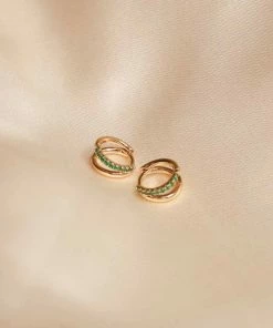 Astrid & Miyu Duo Emerald Huggies In Gold