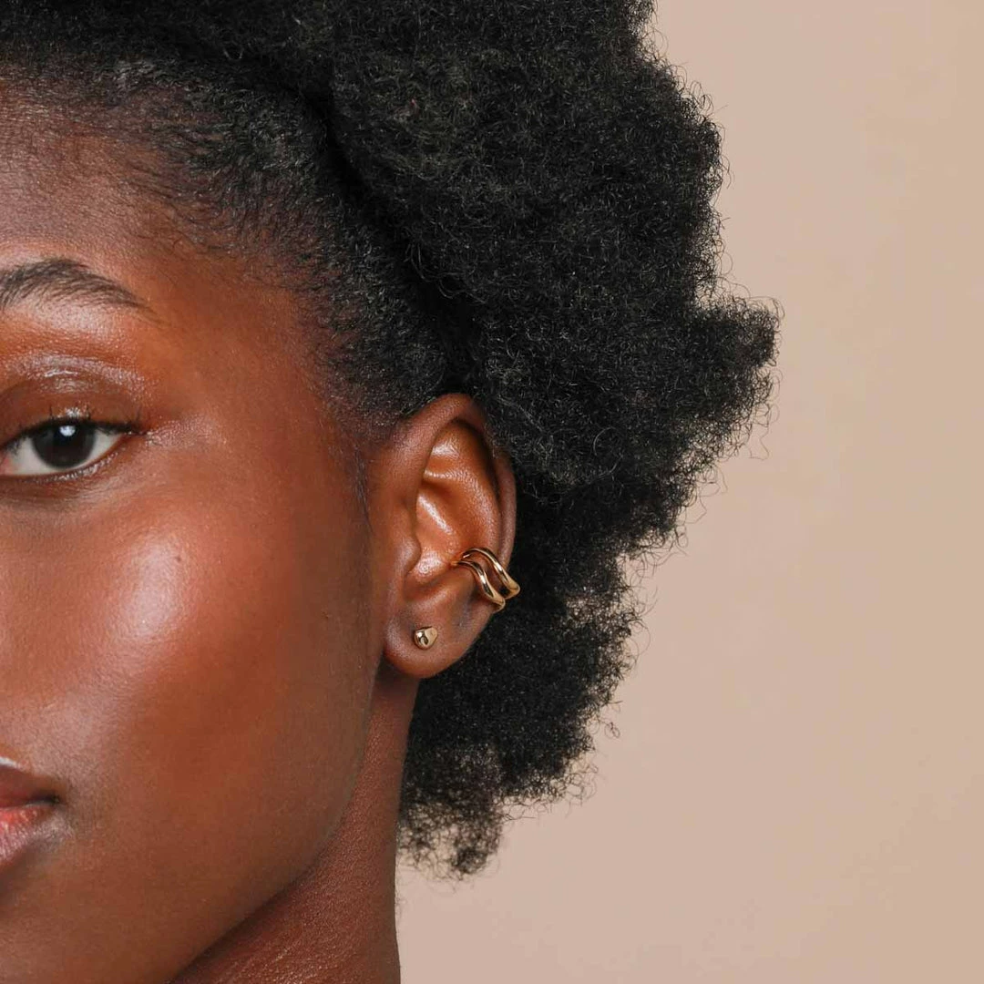 Astrid & Miyu Molten Duo Ear Cuff In Gold 4 Astrid & Miyu Molten Duo Ear Cuff In Gold