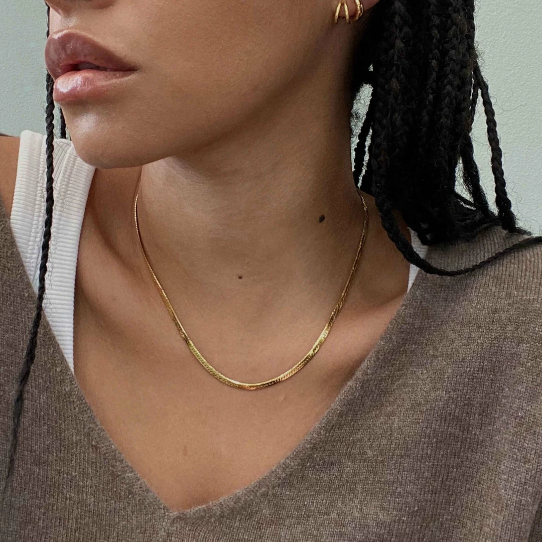 Astrid & Miyu Snake Chain Necklace In Gold Necklaces 4 Astrid & Miyu Snake Chain Necklace In Gold Necklaces
