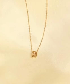Astrid & Miyu D Initial Pendant Necklace In Gold With D