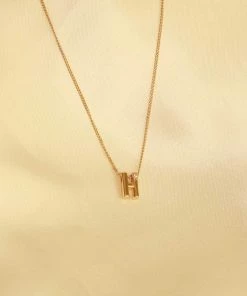 Astrid & Miyu H Initial Pendant Necklace In Gold With H