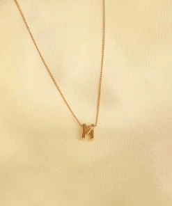 Astrid & Miyu Pendant Necklaces M Initial Pendant Necklace In Gold With M