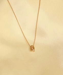 Astrid & Miyu Q Initial Pendant Necklace In Gold With Q Pendant Necklaces
