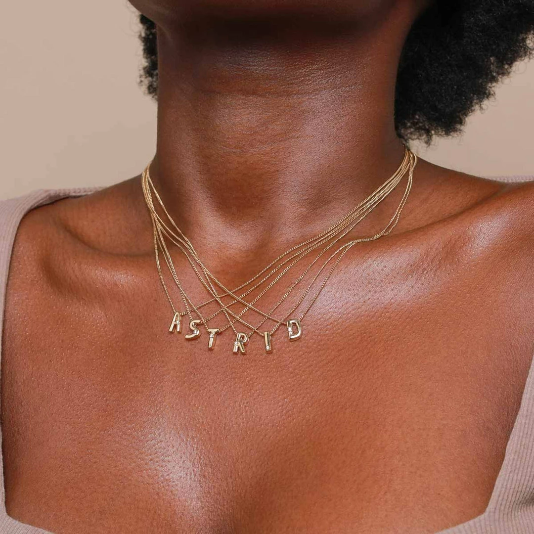 Astrid & Miyu R Initial Pendant Necklace In Gold With R Pendant Necklaces 4 Astrid & Miyu R Initial Pendant Necklace In Gold With R Pendant Necklaces