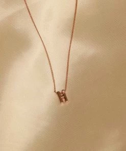 Astrid & Miyu Pendant Necklaces H Initial Pendant Necklace In Rose Gold With H