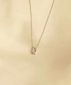 Astrid & Miyu Pendant Necklaces Q Initial Pendant Necklace In Silver With Q