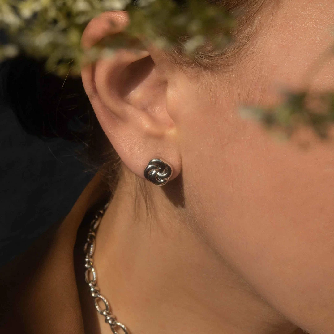 Astridandmiyu Knot Stud Earrings In Silver 4 Astridandmiyu Knot Stud Earrings In Silver