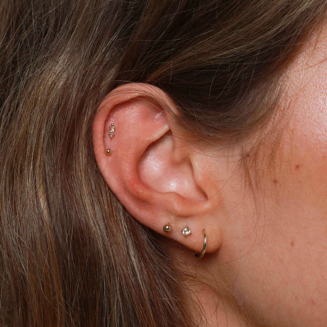 Astrid & Miyu Large Ball Stud Earrings In Solid White Gold 6 Astrid & Miyu Large Ball Stud Earrings In Solid White Gold