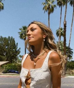 Astrid & Miyu Opulent Stacking Set In Gold