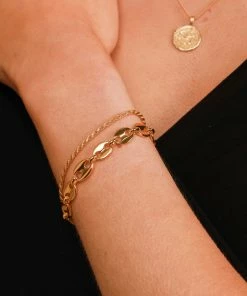 Astrid & Miyu Mariner Chain Bracelet In Gold 9 Astrid & Miyu Mariner Chain Bracelet In Gold