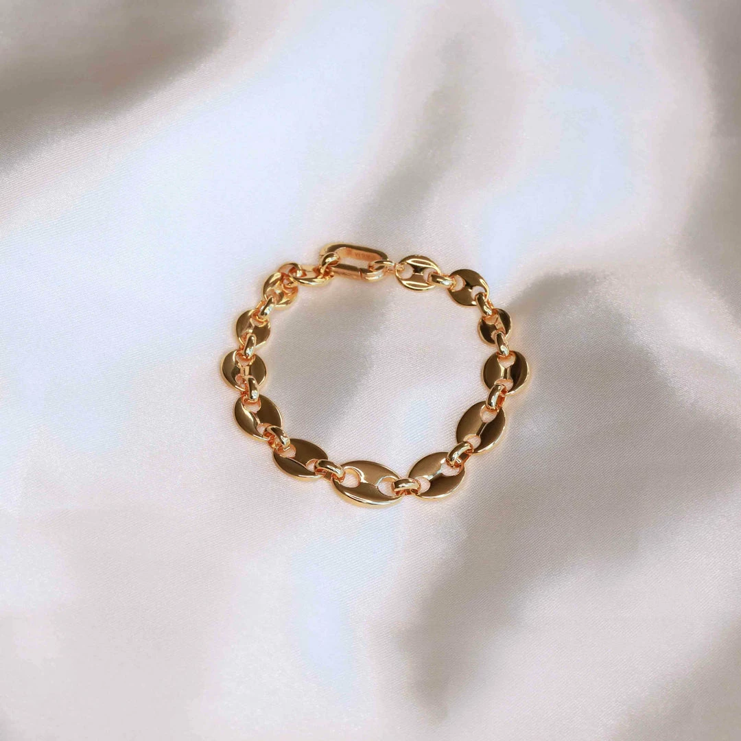 Astrid & Miyu Mariner Chain Bracelet In Gold 5 Astrid & Miyu Mariner Chain Bracelet In Gold