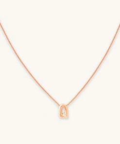 Astrid & Miyu Pendant Necklaces Q Initial Pendant Necklace In Rose Gold With Q
