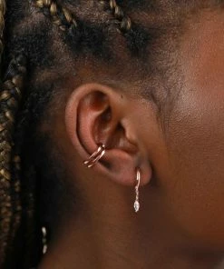 Astrid & Miyu Navette Short Chain Huggies In Rose Gold