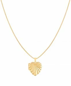 Astrid & Miyu Wreath Locket Pendant Necklace In Gold Sale