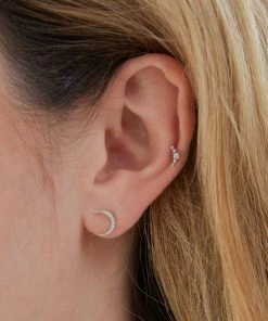 Astrid & Miyu Beaded Curved Piercing Stud In Solid White Gold Earrings