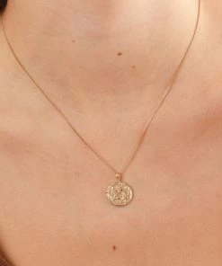 Astrid & Miyu Pisces Zodiac Pendant Necklace In Gold Zodiac Necklaces 15 Astrid & Miyu Pisces Zodiac Pendant Necklace In Gold Zodiac Necklaces