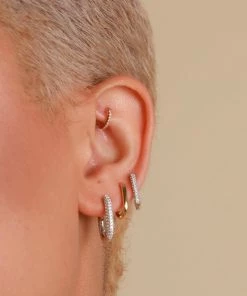 Astrid & Miyu Earrings Rectangular Glimmer Hoops In Silver