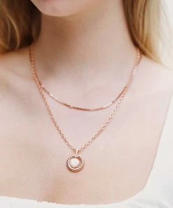 Astridandmiyu Rectangular Link Necklace Chain In Rose Gold