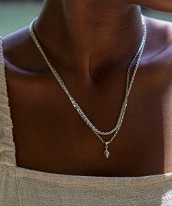 Astridandmiyu Rectangular Link Necklace Chain In Silver 8 Astridandmiyu Rectangular Link Necklace Chain In Silver
