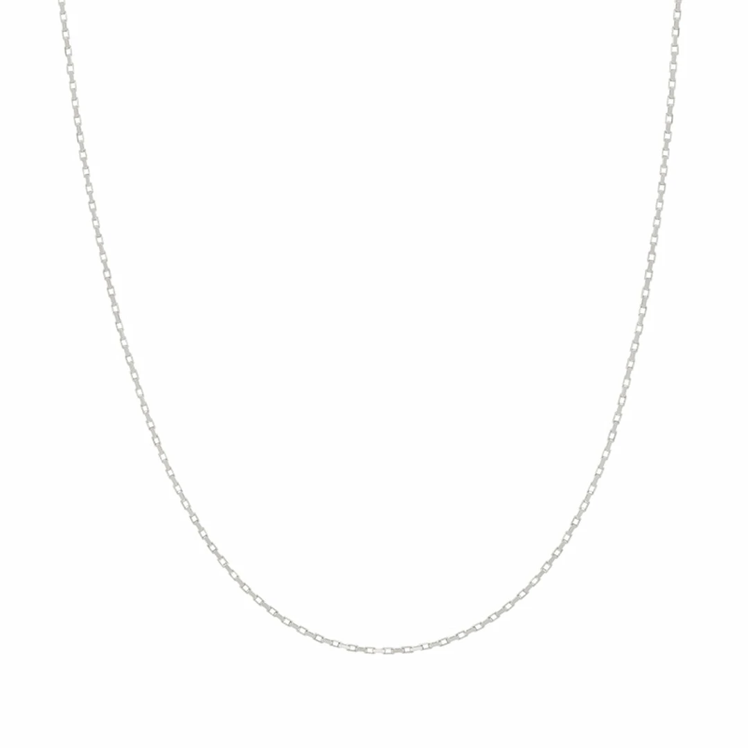 Astridandmiyu Rectangular Link Necklace Chain In Silver 3 Astridandmiyu Rectangular Link Necklace Chain In Silver