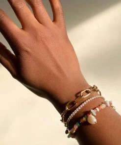 Astrid & Miyu New In Flow Beaded Bracelet In Gold