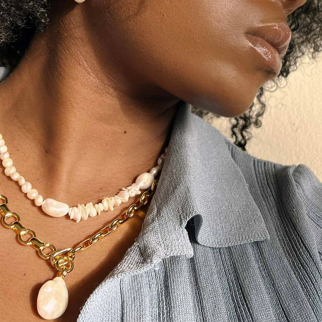 Astrid & Miyu Serenity Pearl Link Chain Necklace In Gold 9 Astrid & Miyu Serenity Pearl Link Chain Necklace In Gold