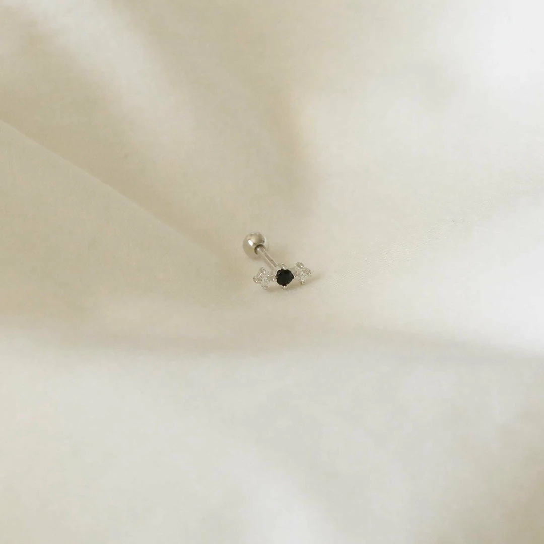 Astrid & Miyu Black Crystal Stacked Barbell In Silver 5 Astrid & Miyu Black Crystal Stacked Barbell In Silver