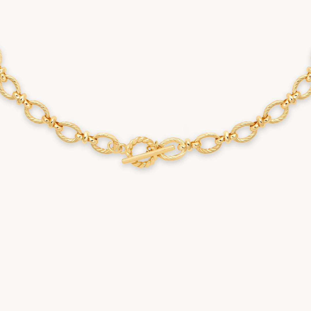 Astrid & Miyu Necklaces Textured Oval Link T-Bar Necklace In Gold 4 Astrid & Miyu Necklaces Textured Oval Link T-Bar Necklace In Gold