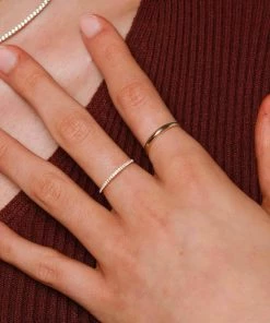 Astrid & Miyu Dome Ring In Solid Gold