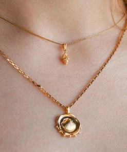 Astridandmiyu Sale Whelk Shell Necklace Charm In Gold
