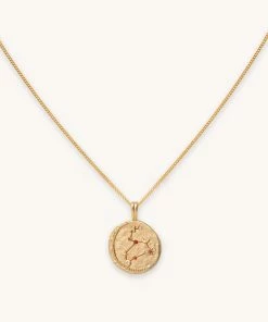 Astrid & Miyu Leo Zodiac Pendant Necklace In Gold Zodiac Necklaces